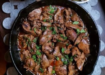 Cook Chicken Livers Stew