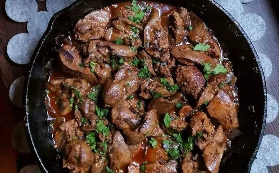 Cook Chicken Livers Stew