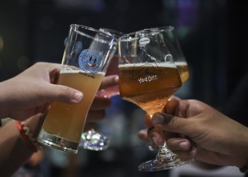 Thailand Lifts Alcohol Sales Ban in Afternoon to Boost Tourism