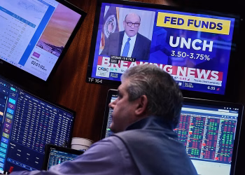 Federal Reserve Holds Interest Rates Steady, Defying Trump’s Calls for Cuts