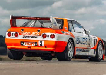 Nissan Skyline GT-R GT1: Reanimating Godzilla at Blyton Park