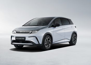 BYD Extends Blade Battery Warranty to 155,000 Miles