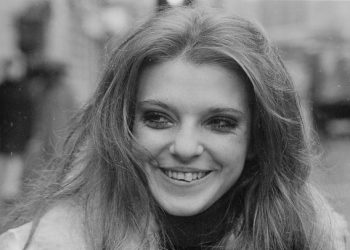 Mary Austin Net Worth
