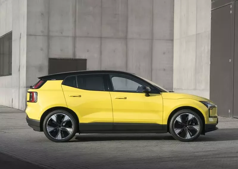 Volvo Recalls 2815 EX30 Electric Vehicles in Australia Over Fire Risk