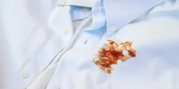 How to Remove Curry Stains from Clothes