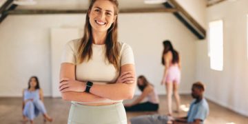 How to Become a Yoga Instructor: 10 Steps to Get Started